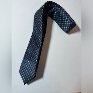 IZOD Men's Necktie blue & Polka Dot Tie